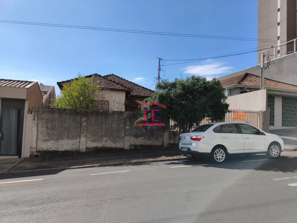 Imagens do imóveis TERRENO COMERCIAL COM 2 CASAS EM MADEIRA - RUA ESPANHA - CENTRO - CAMBÉ-PR