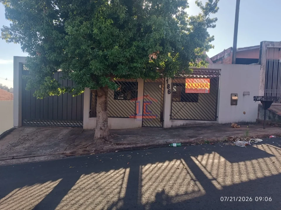 Imagens do imóveis CASA À VENDA