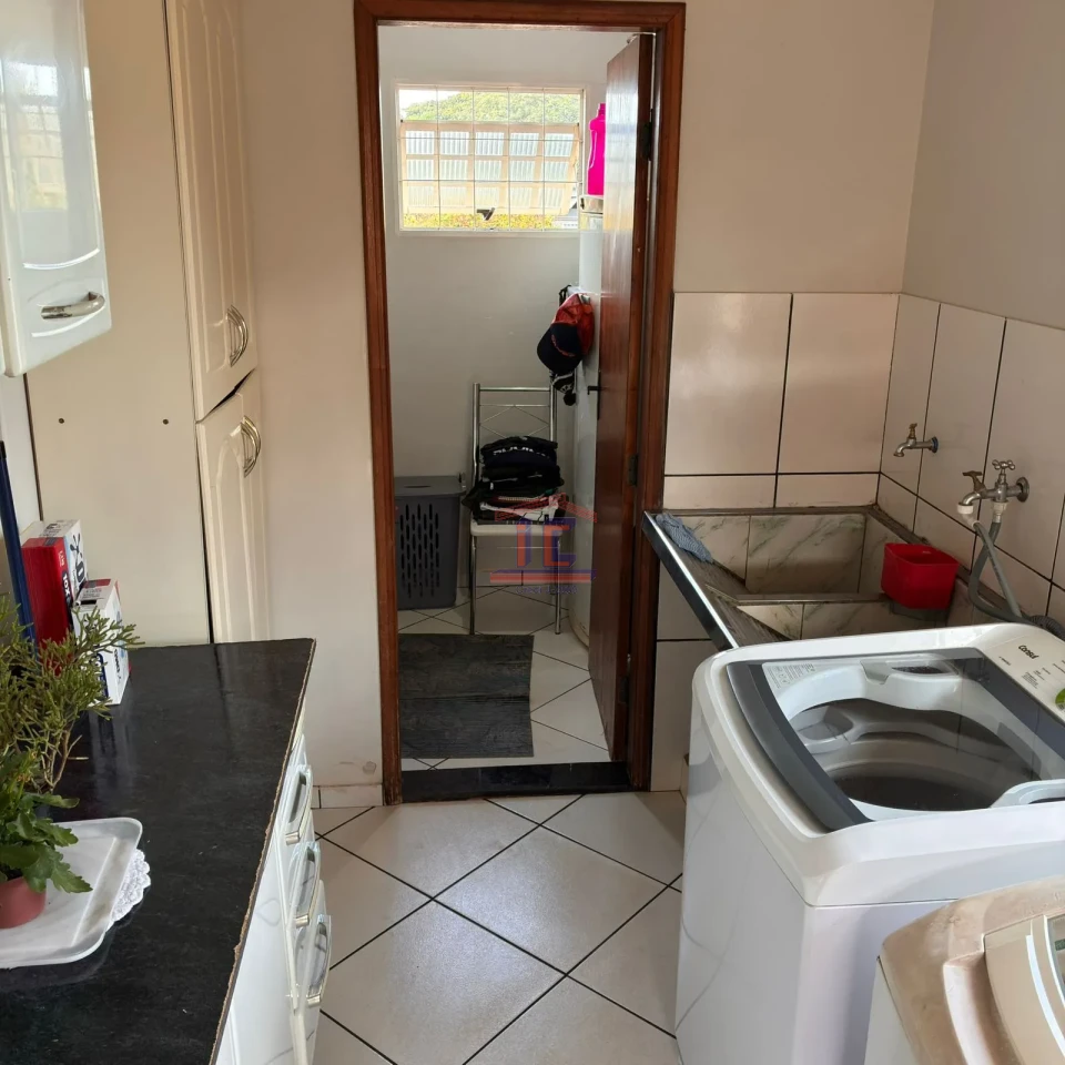 Imagens do imóveis CASA A VENDA CENTRO DE CAMBÉ - RUA ESTADOS UNIDOS