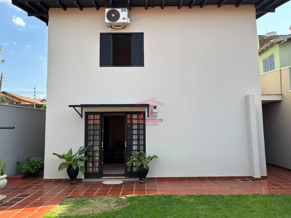 Imagens do imóveis CASA À VENDA JARDIM VILA RICA