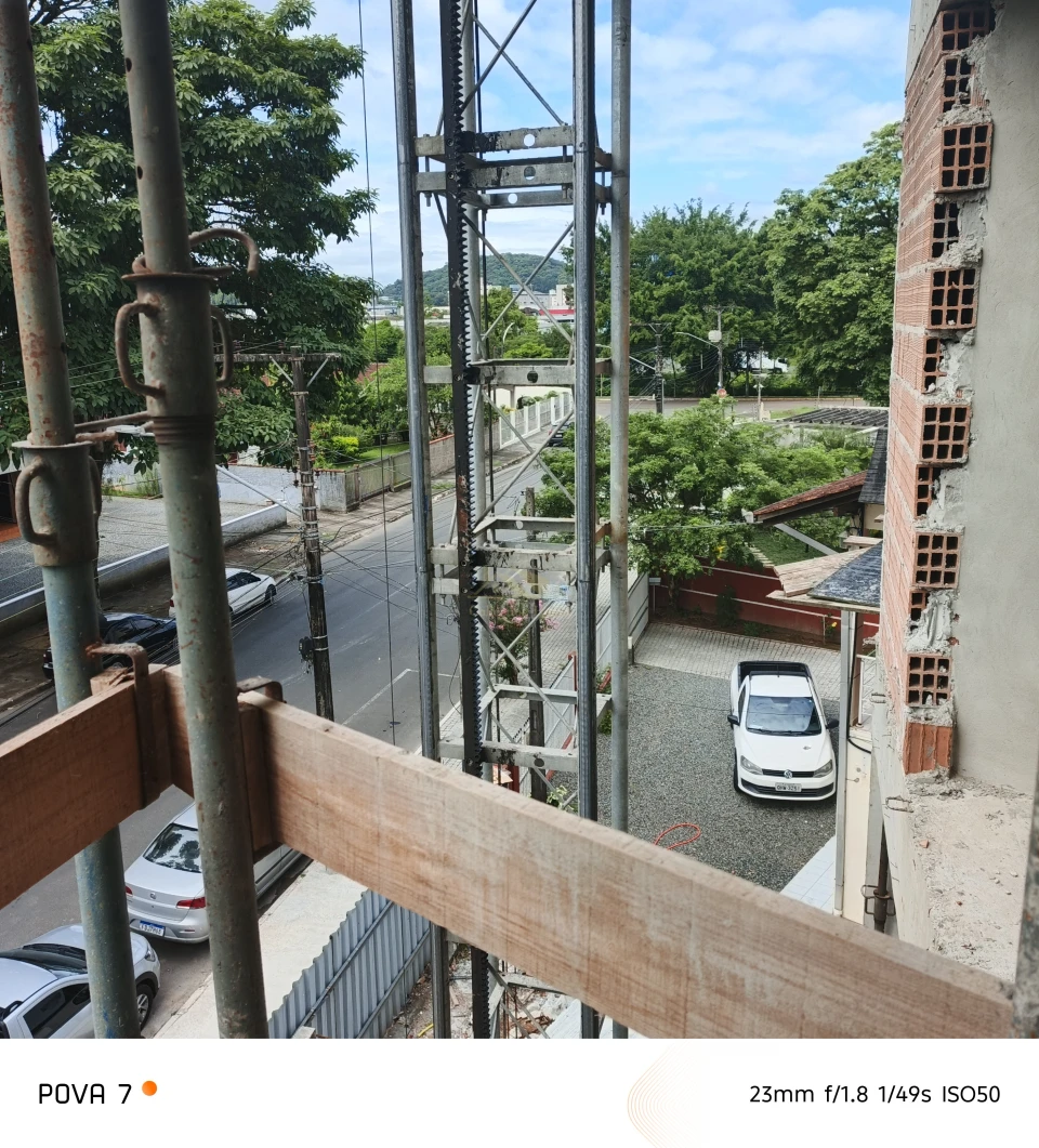 Apartamento 2 ou 3 Quartos à Venda no Edifício Impala Saguaçu Joinville