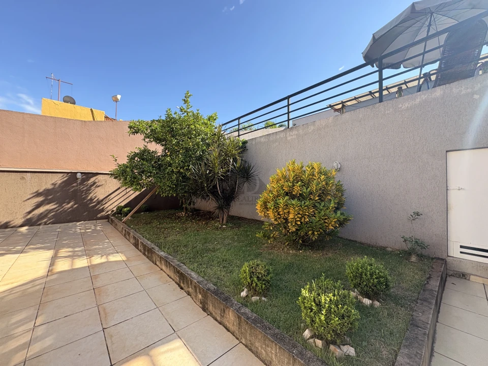 Casa À Venda Califórnia Londrina