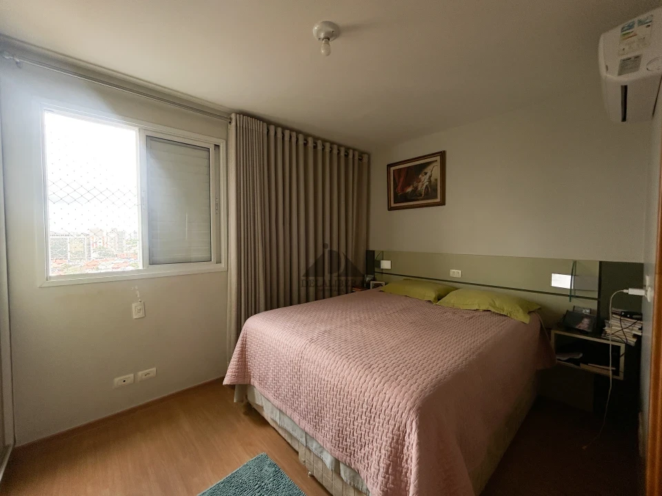 APARTAMENTO Á VENDA AO LADO DO LAGO IGAPÓ