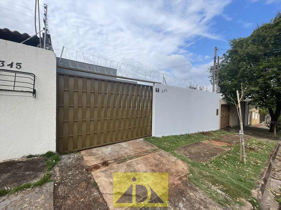 CASA  A VENDA BERNARDO TRINDADE