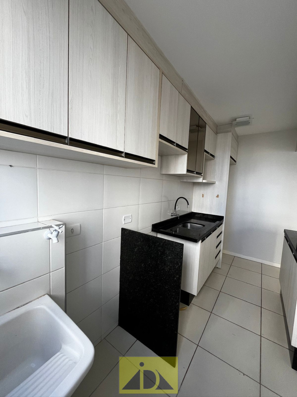 APARTAMENTO Á VENDA PORTAL DAS TORRES