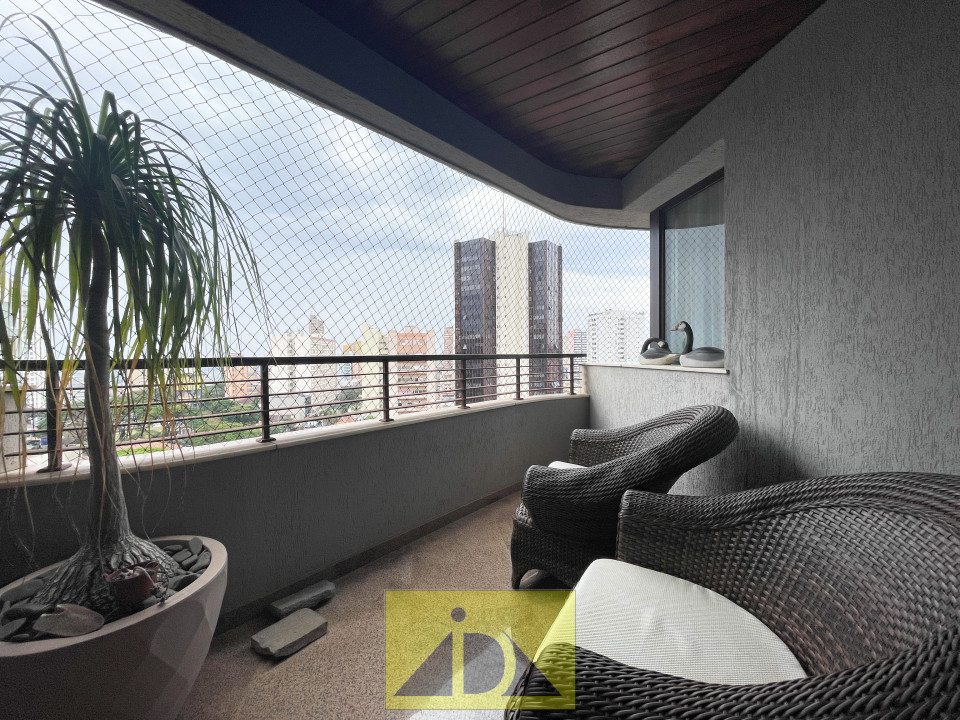 Apartamento Á Venda Centro Londrina