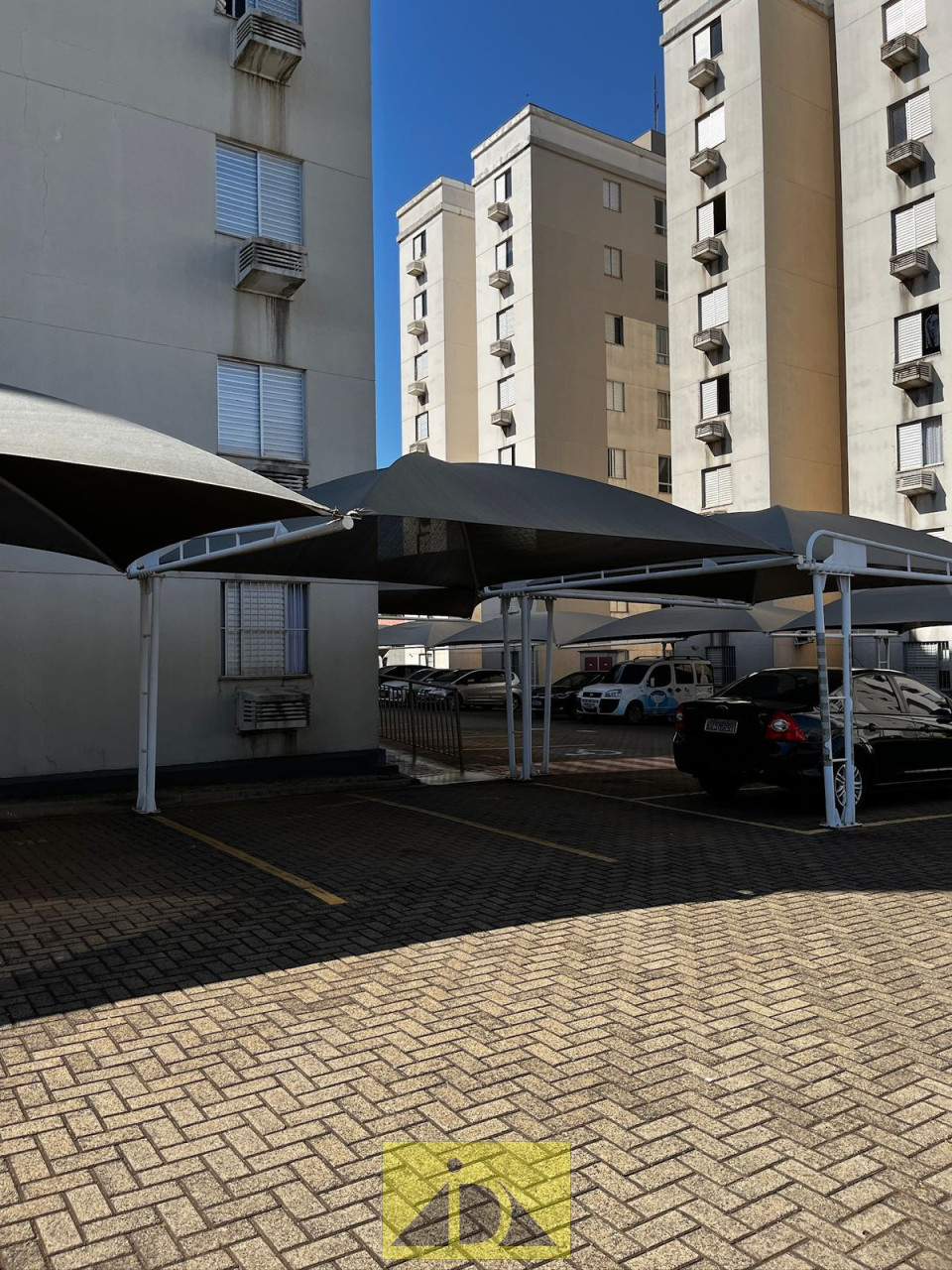 APARTAMENTO Á VENDA PORTAL DAS TORRES