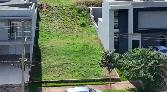 TERRENO A VENDA PARQUE TAUÁ