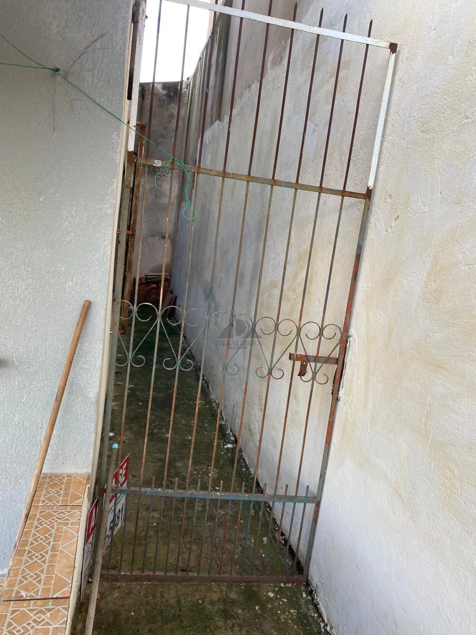 CASA A VENDA EM LONDRINA RESIDENCIAL ABUSSAFE