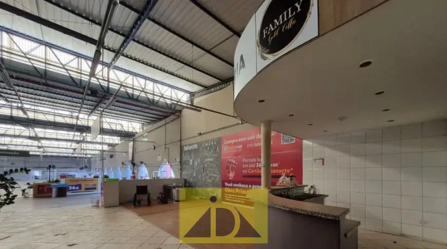 BARRACÃO COMERCIAL AV. TIRADENTES