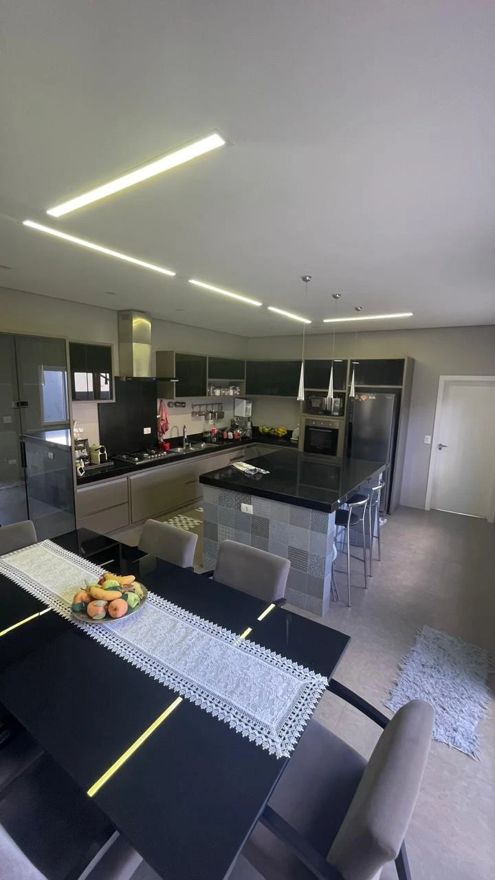 CASA A VENDA JD MEDITERRANEO