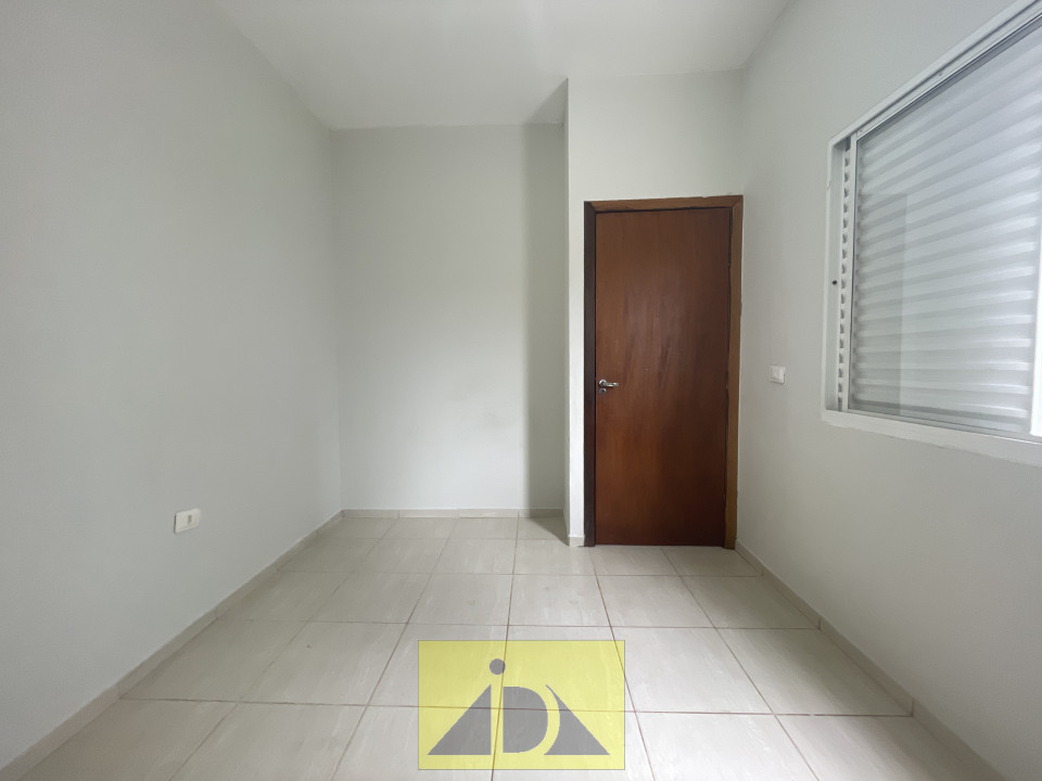 CASA  A VENDA BERNARDO TRINDADE