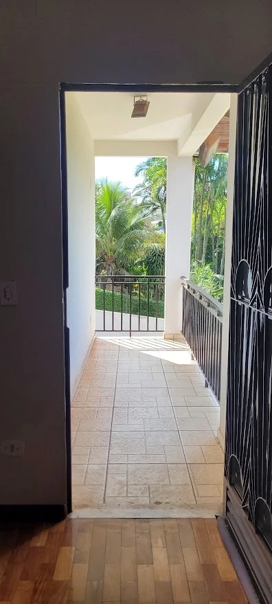 CASA A VENDA CHAMPAGNAT