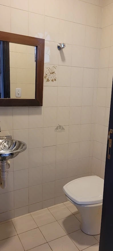 CASA A VENDA CHAMPAGNAT