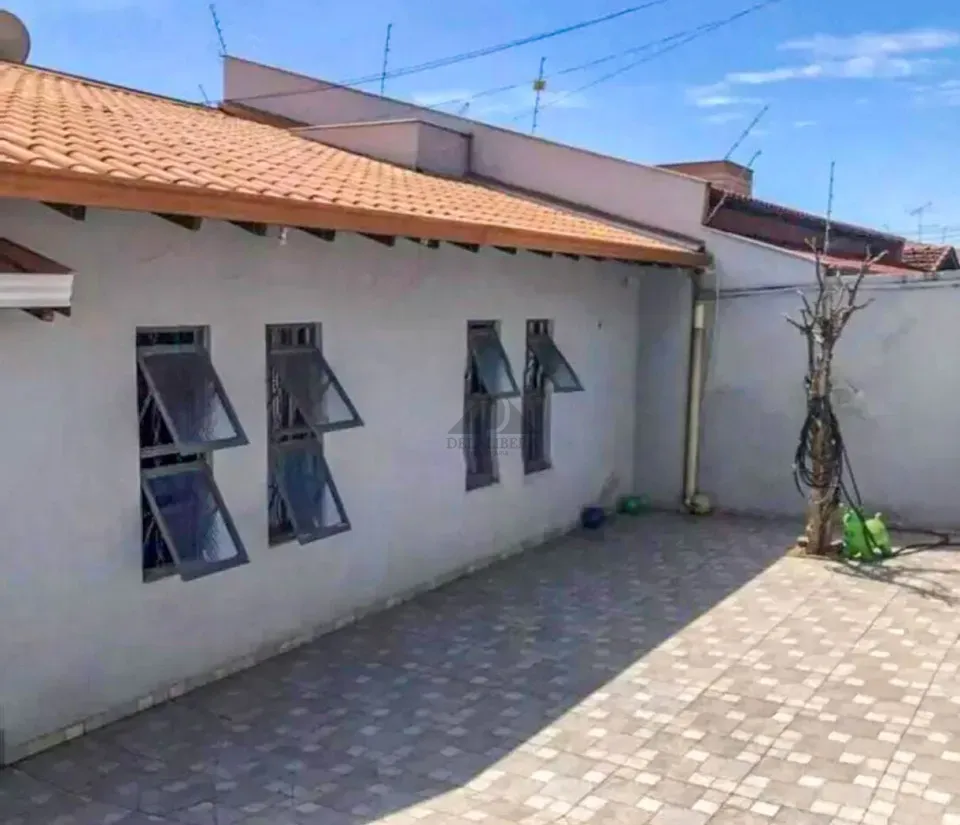Casa a venda na zona norte