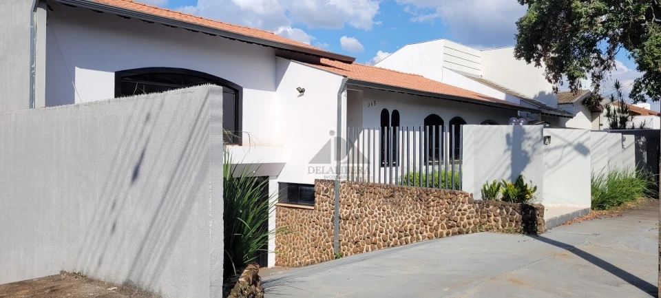 CASA A VENDA CHAMPAGNAT