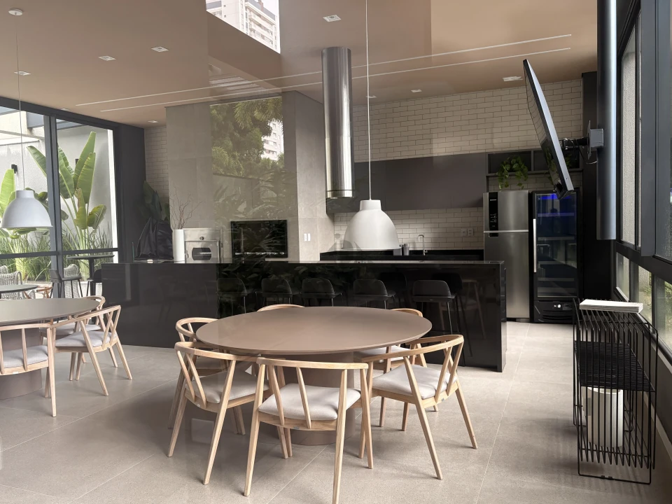 APARTAMENTO ED. TAY