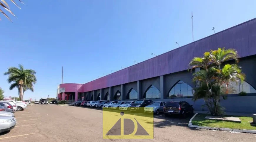 BARRACÃO COMERCIAL AV. TIRADENTES