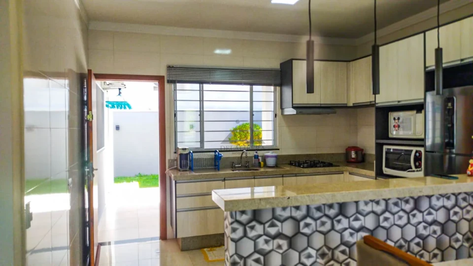 casa a venda em condomínio fechado