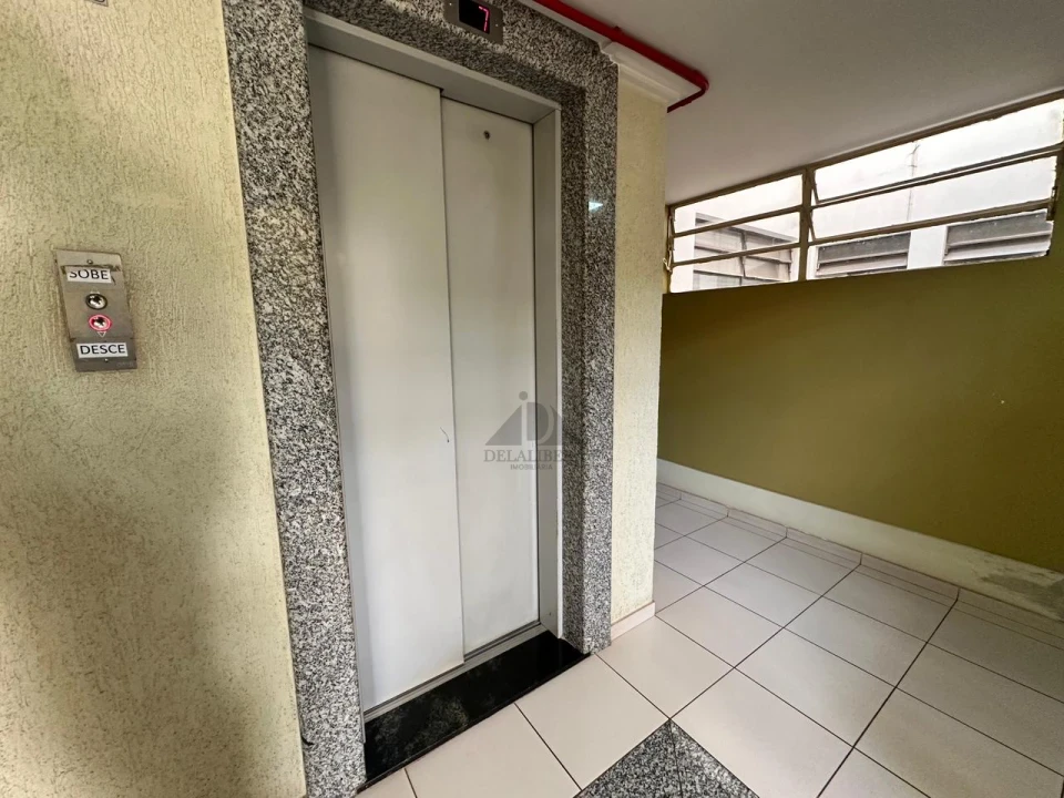 SALA COMERCIAL ED.METROPOLE