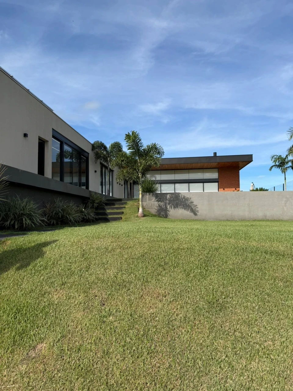 CONDOMÍNIO ECOVILLAS DO LAGO