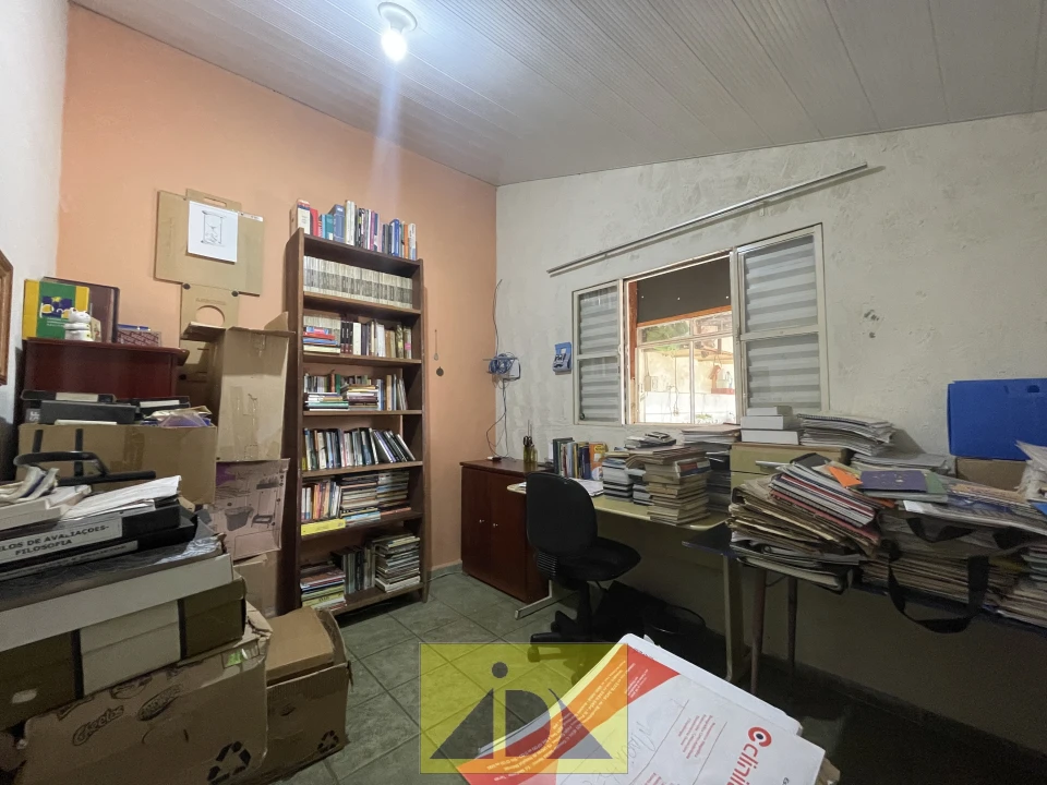 SOBRADO A VENDA BANCÁRIOS