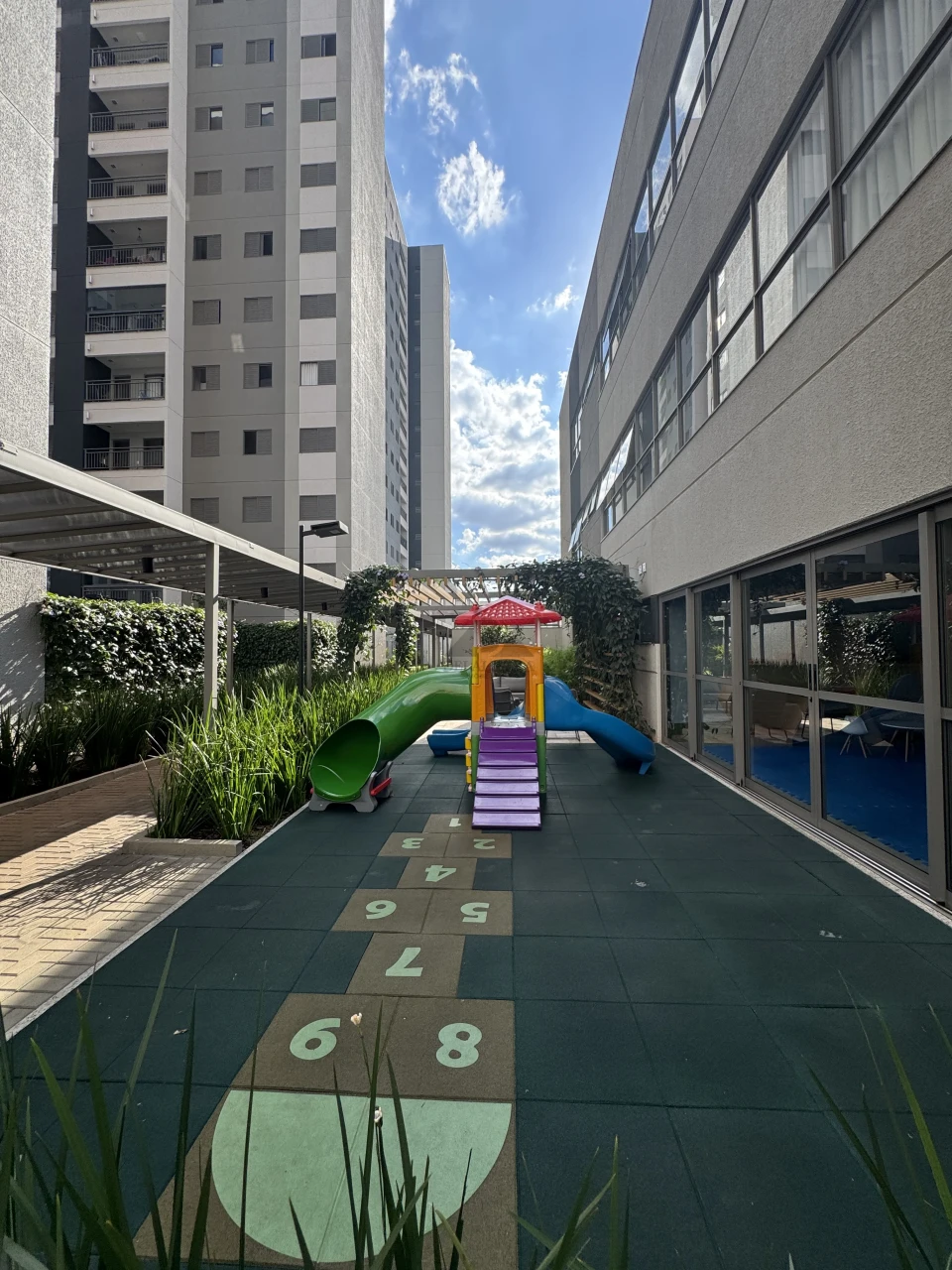 Apartamento Á Venda Edificio Malibu Londrina