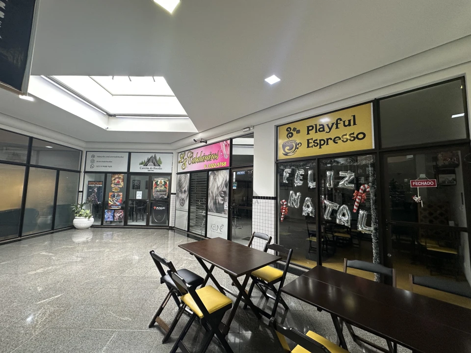 EXECUTIVE CENTER SKOWRONEK