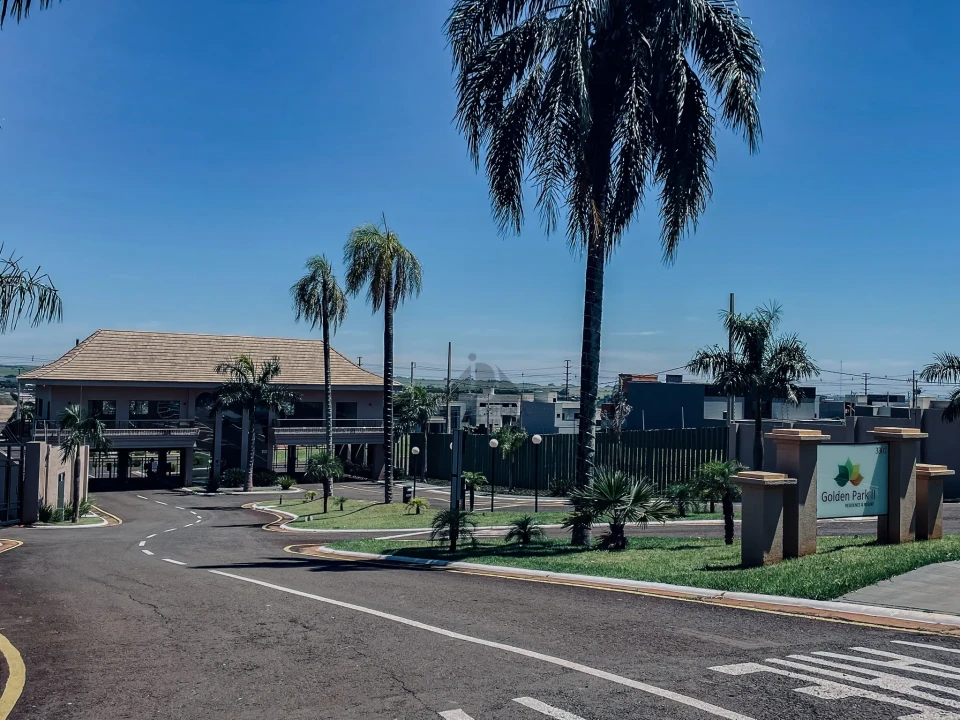 GOLDEN PARK II