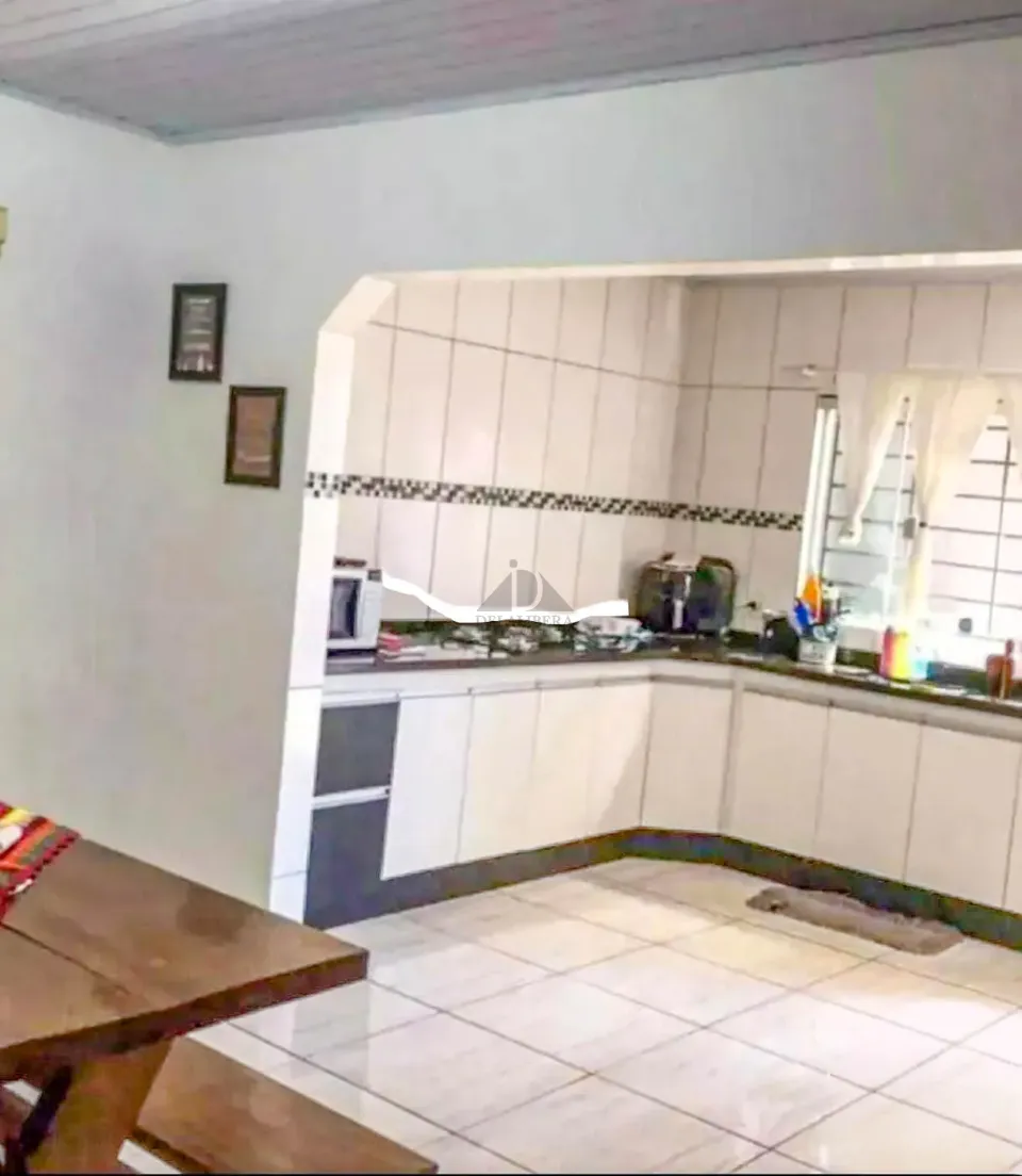 Casa a venda na zona norte