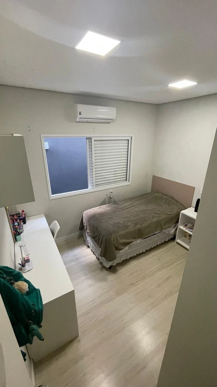 CASA A VENDA JD MEDITERRANEO