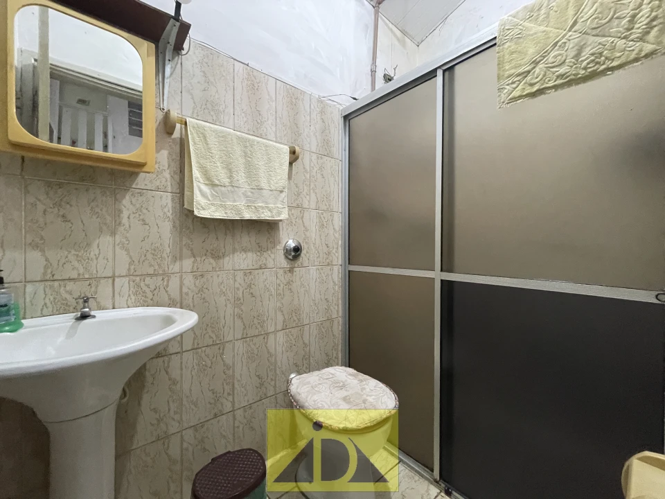 SOBRADO A VENDA BANCÁRIOS