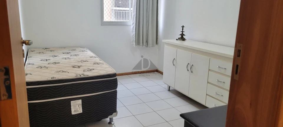 APARTAMENTO LIV CATUAÍ