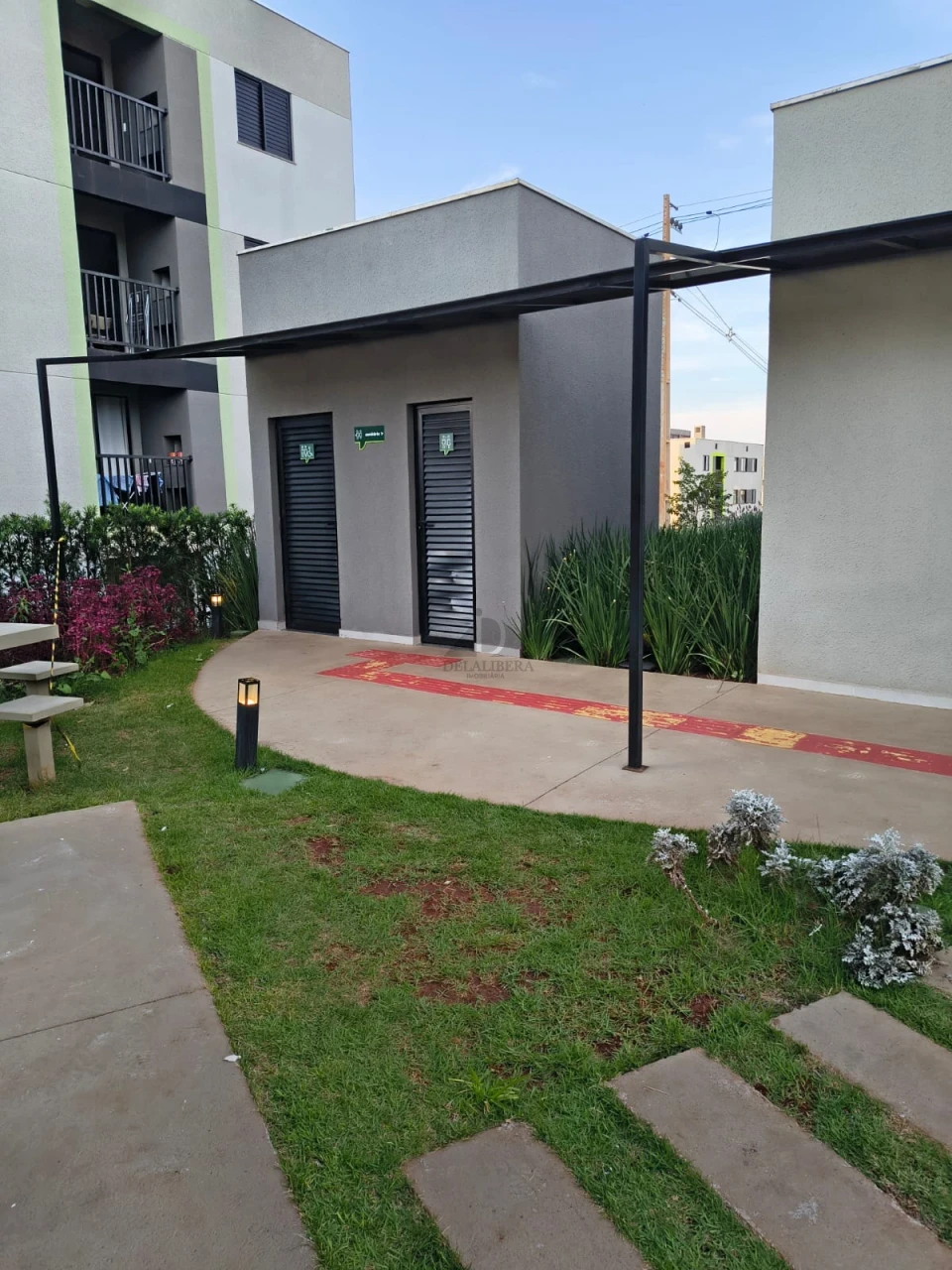 Apartamento Para Alugar Ed Vittace Serena Londrina