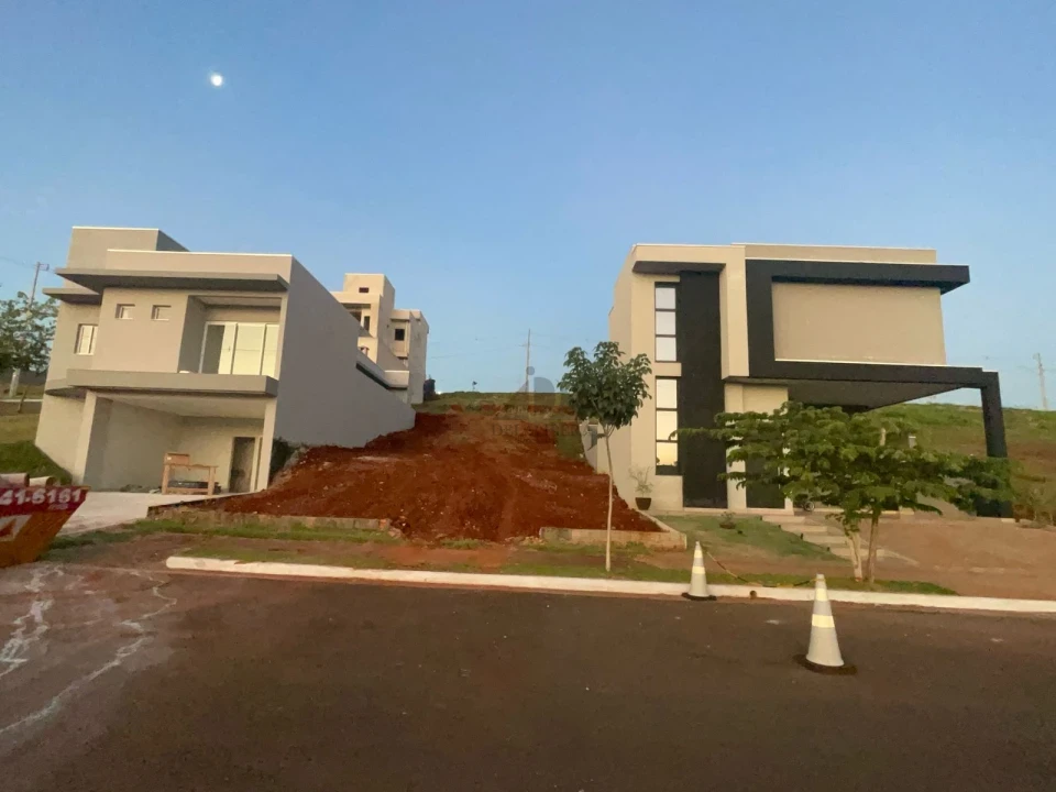 TERRENO A VENDA PARQUE TAUÁ