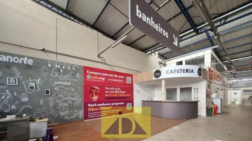BARRACÃO COMERCIAL AV. TIRADENTES