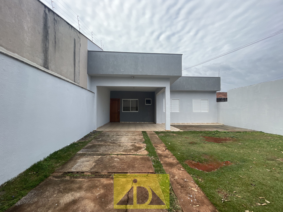 CASA  A VENDA BERNARDO TRINDADE