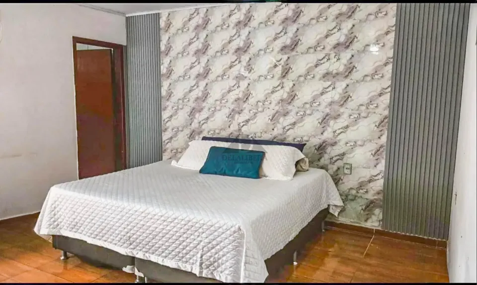 Casa a venda na zona norte