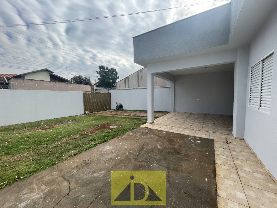 CASA  A VENDA BERNARDO TRINDADE