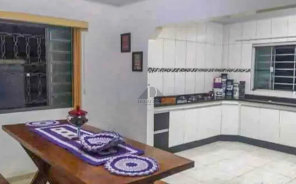 Casa a venda na zona norte