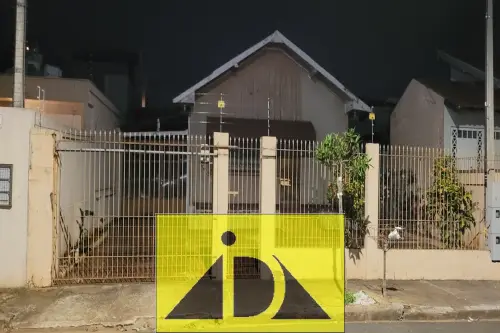 CASA PARA LOCAÇÃO CARAVELLI
