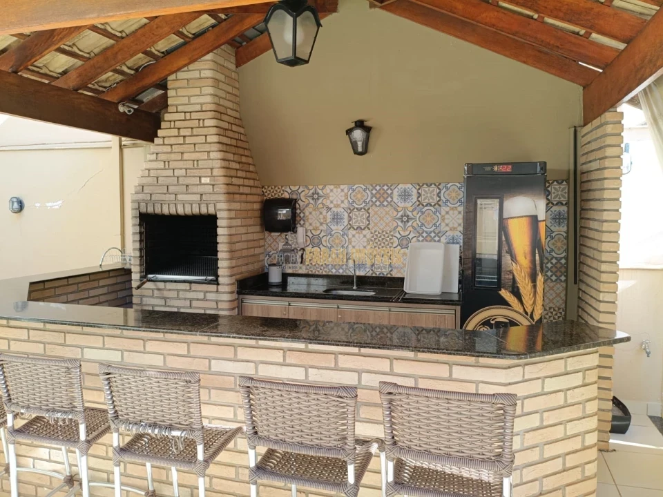 Condomínio Ambassador Residence