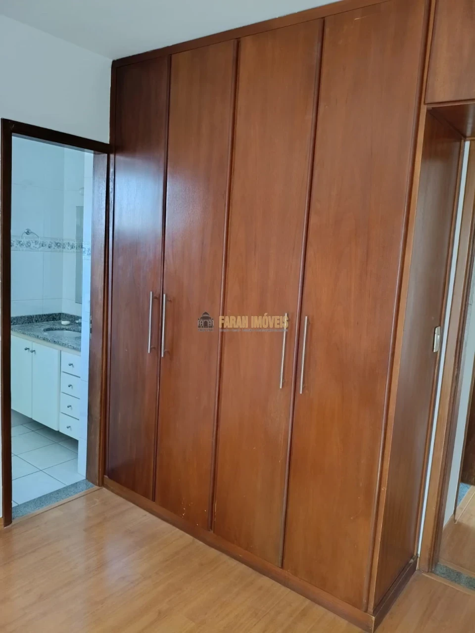 Condomínio Ambassador Residence