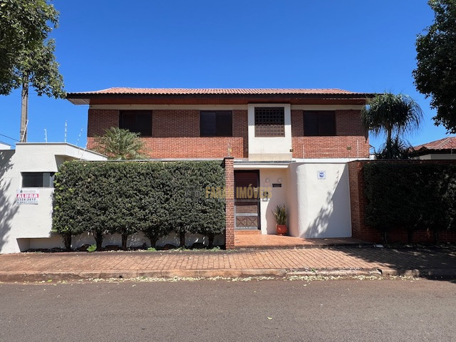 Casa comercial  - Lago Parque