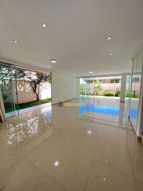 Imagens do imóveis Condomínio Alphaville  - 2