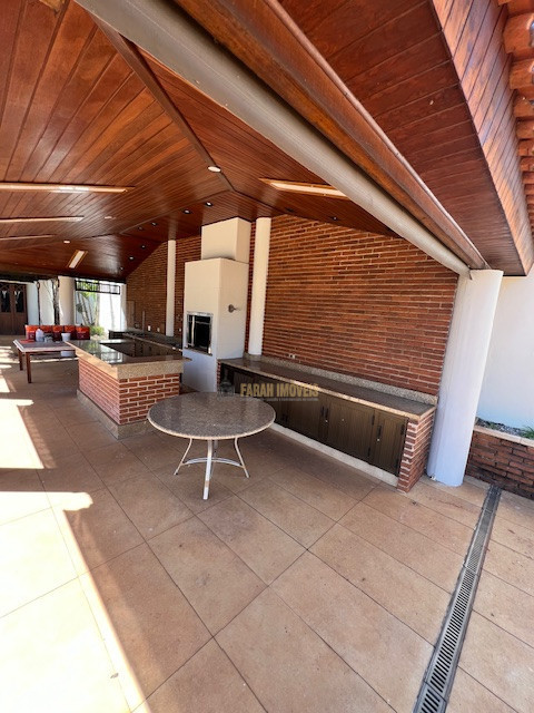 Casa comercial  - Lago Parque