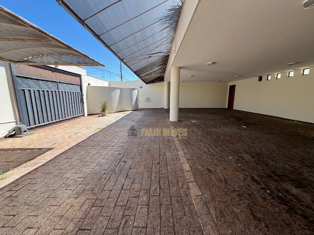 Casa comercial  - Lago Parque
