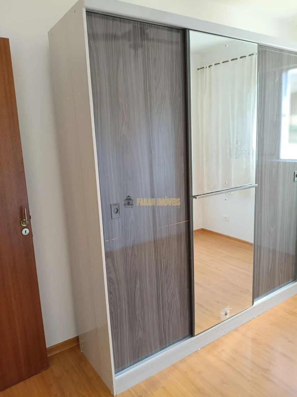 Condomínio Ambassador Residence