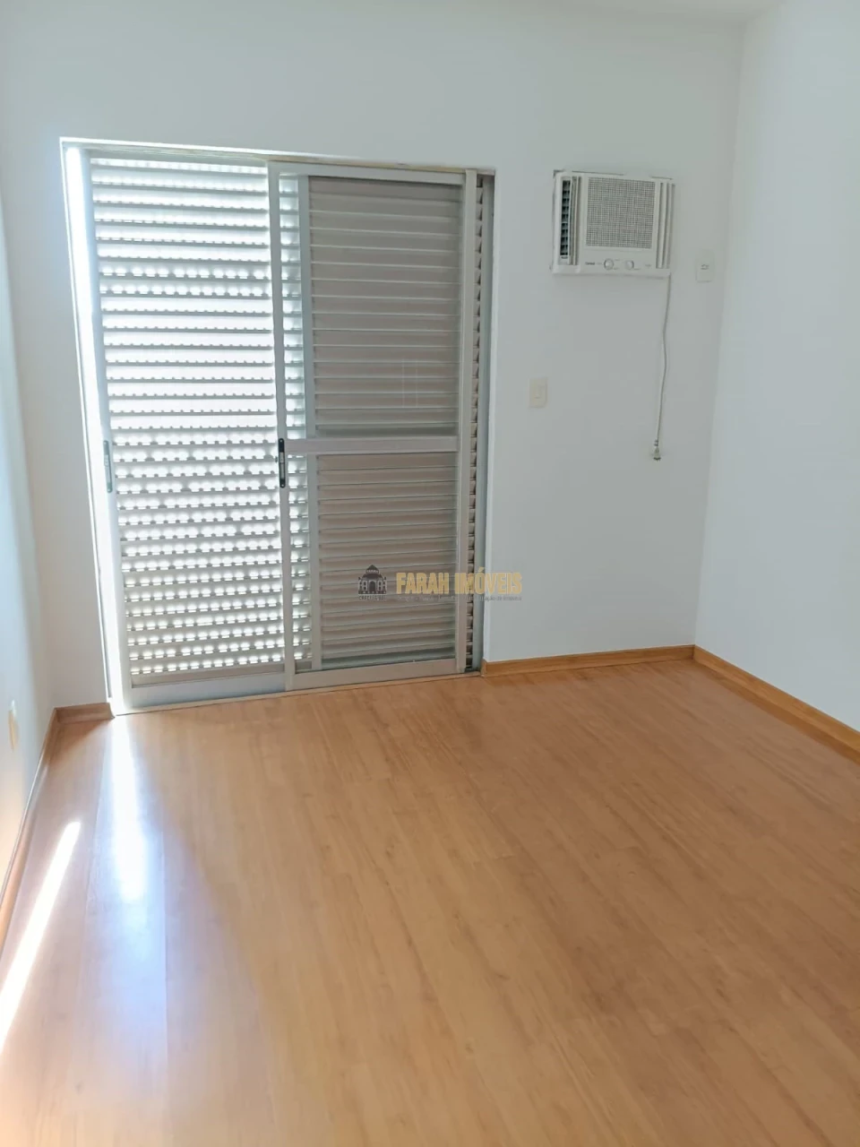 Condomínio Ambassador Residence