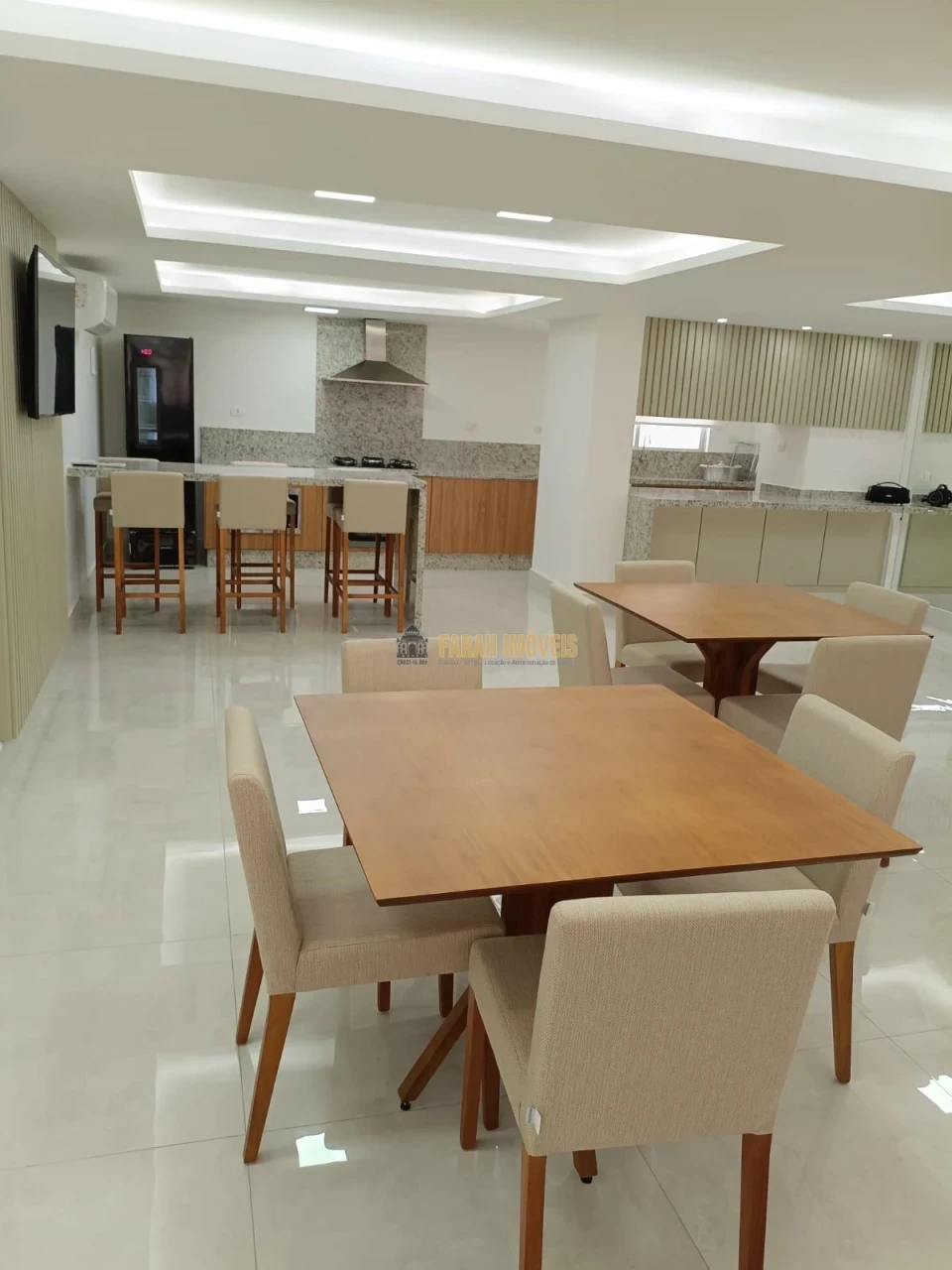 Condomínio Ambassador Residence